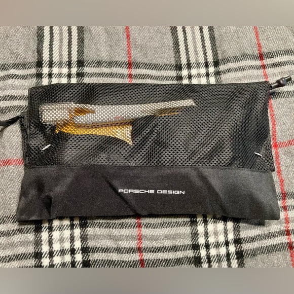 Lufthansa Premium Economy Amenity Kit Black Mesh Bag by Porsche Design - Picture 1 of 7